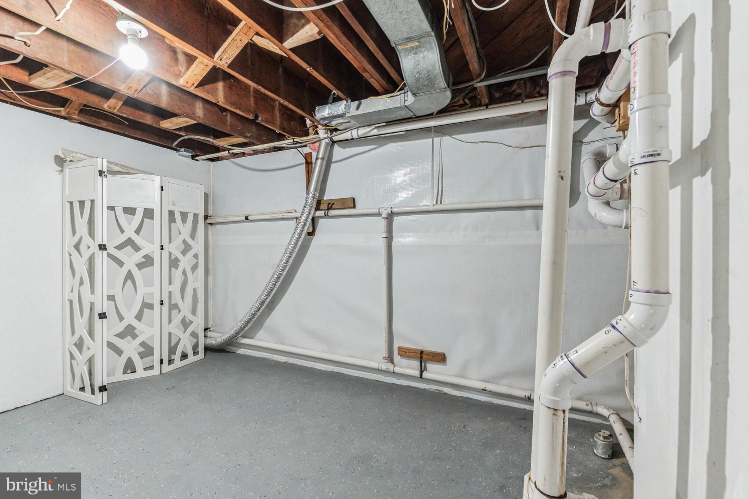 7016 Donna Circle Annandale, VA 22003 - Photo 23 of 30 a view of a room with white walls