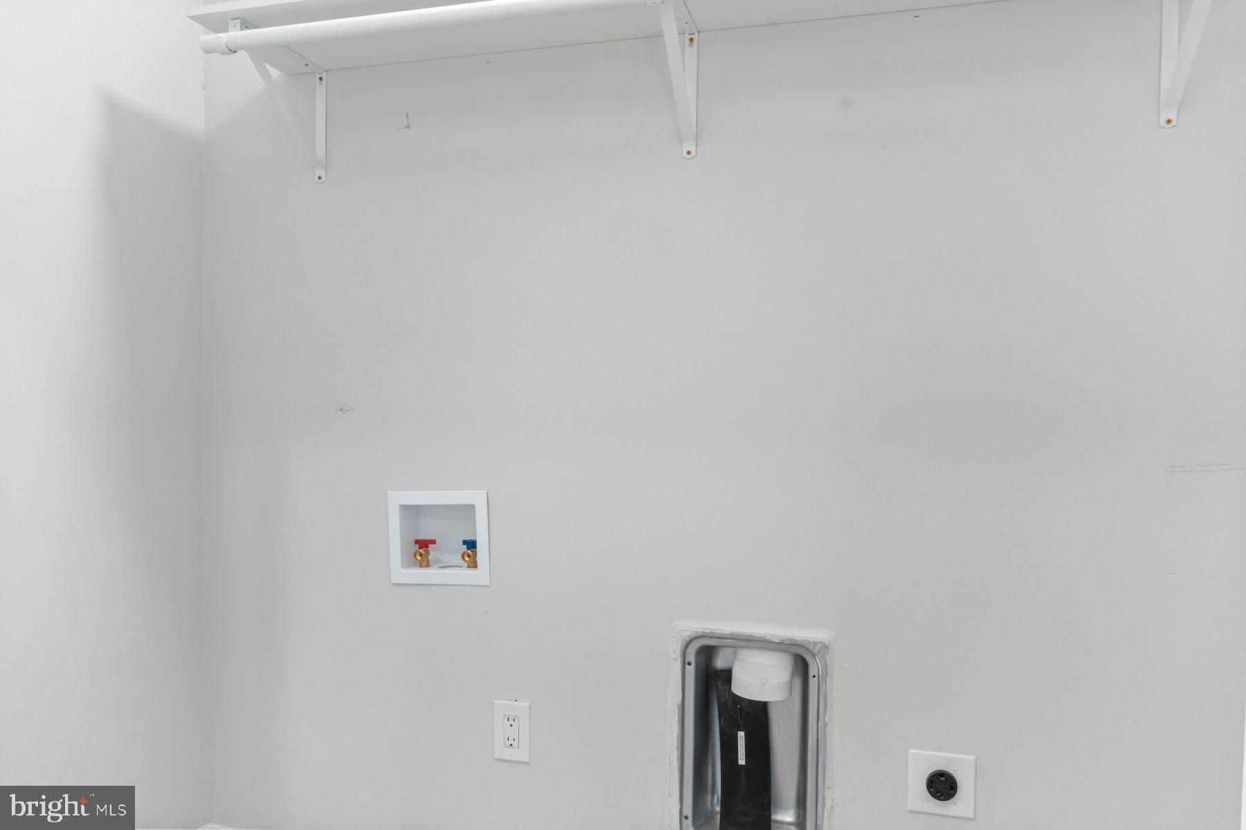 2090 Trevanion Road Taneytown, MD 21787 - Photo 33 of 44 2nd Floor Laundry
