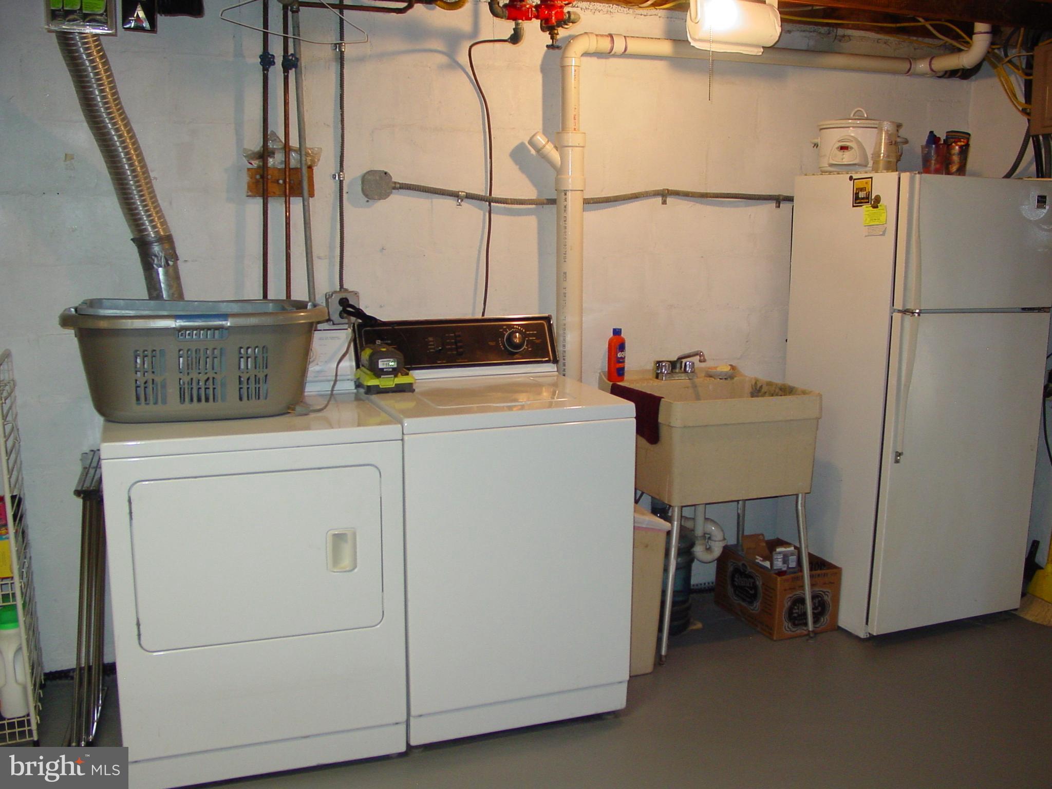 11 Dunkirk Road Baltimore, MD 21212 - Photo 21 of 30 Washer/Dryer
