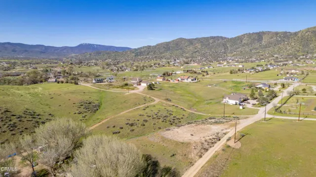 a view of bathroom with a bathtub
