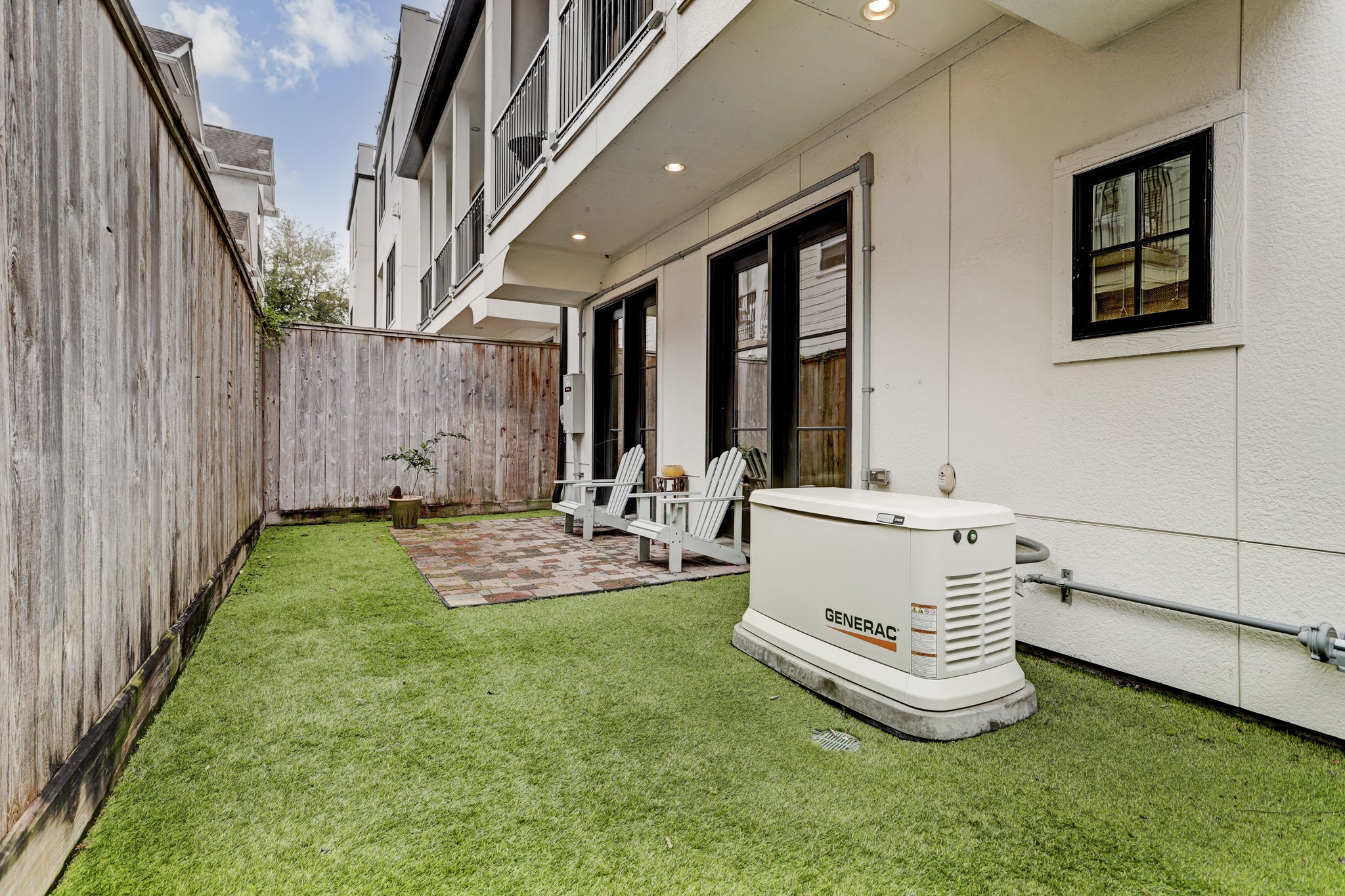 5218 Crawford Street Houston, TX 77004 - Photo 15 of 22 a view of a house with backyard and porch