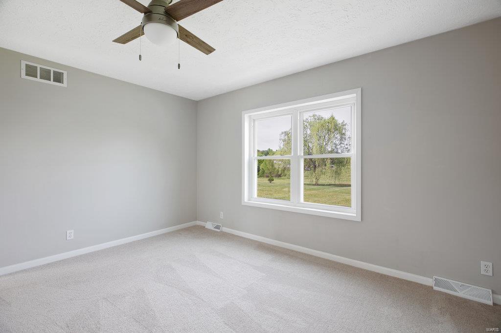 5706 G Road Waterloo, IL 62298 - Photo 20 of 34