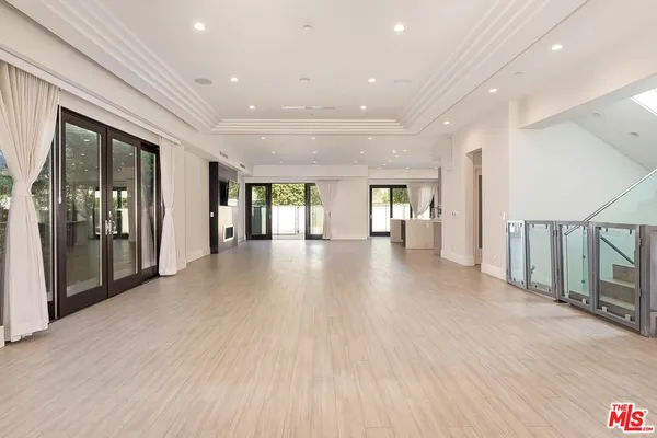 $24,500 | 312 South Palm Drive, Beverly Hills, CA 90212