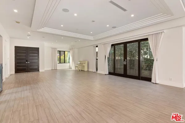 $24,500 | 312 South Palm Drive, Beverly Hills, CA 90212