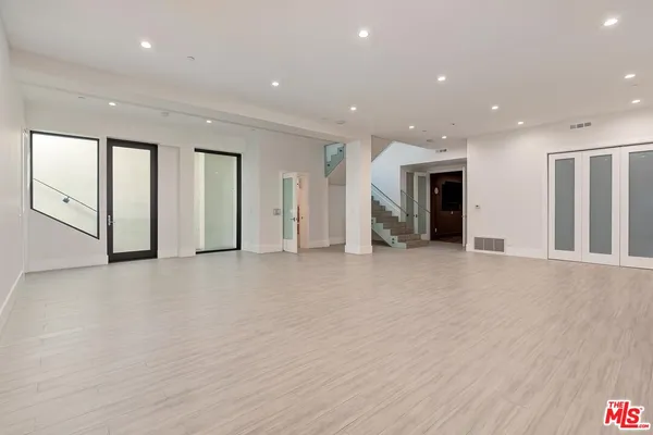 $24,500 | 312 South Palm Drive, Beverly Hills, CA 90212