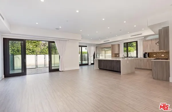 $24,500 | 312 South Palm Drive, Beverly Hills, CA 90212