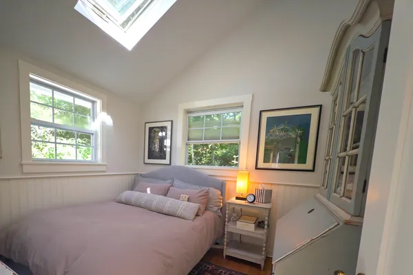 $1,200,000 | 31 N Road, Chilmark, MA 02535