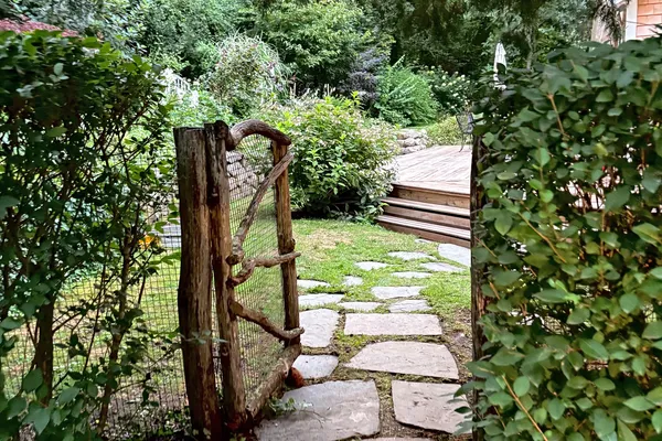 $1,200,000 | 31 N Road, Chilmark, MA 02535