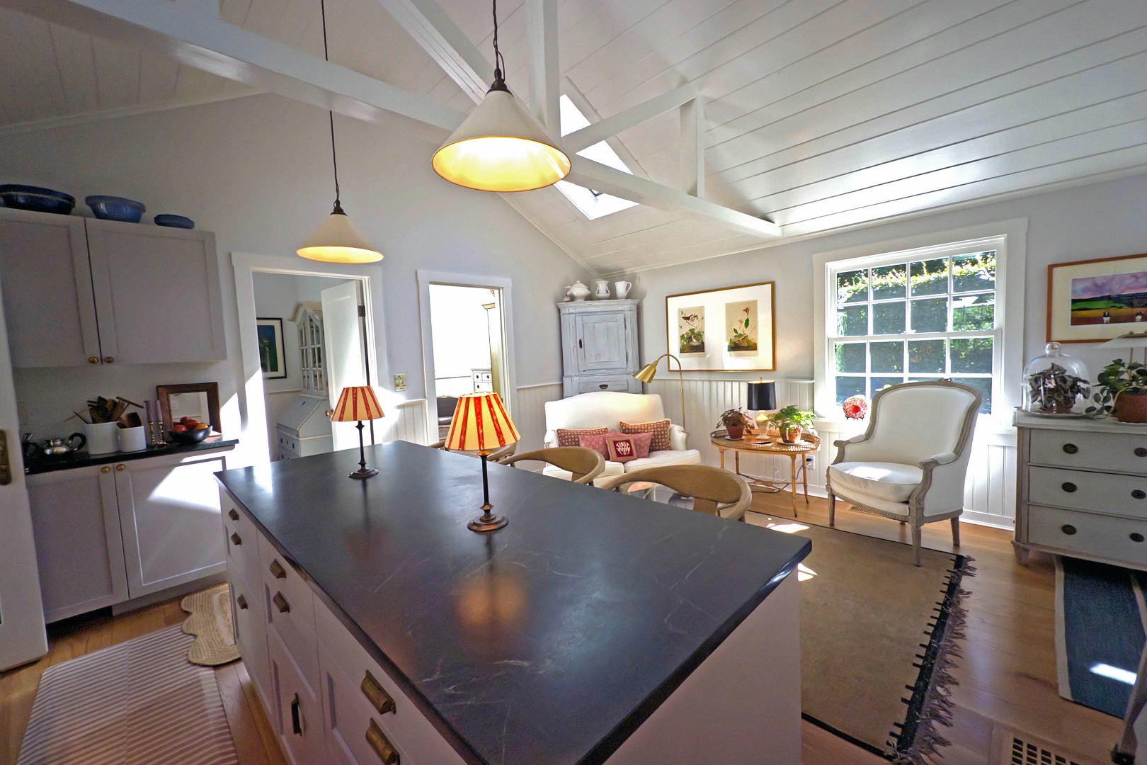 31 N Road Chilmark, MA 02535 - Photo 5 of 22