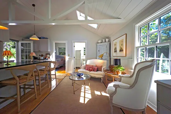 $1,200,000 | 31 N Road, Chilmark, MA 02535