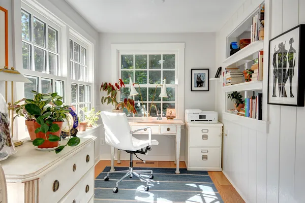 $1,200,000 | 31 N Road, Chilmark, MA 02535