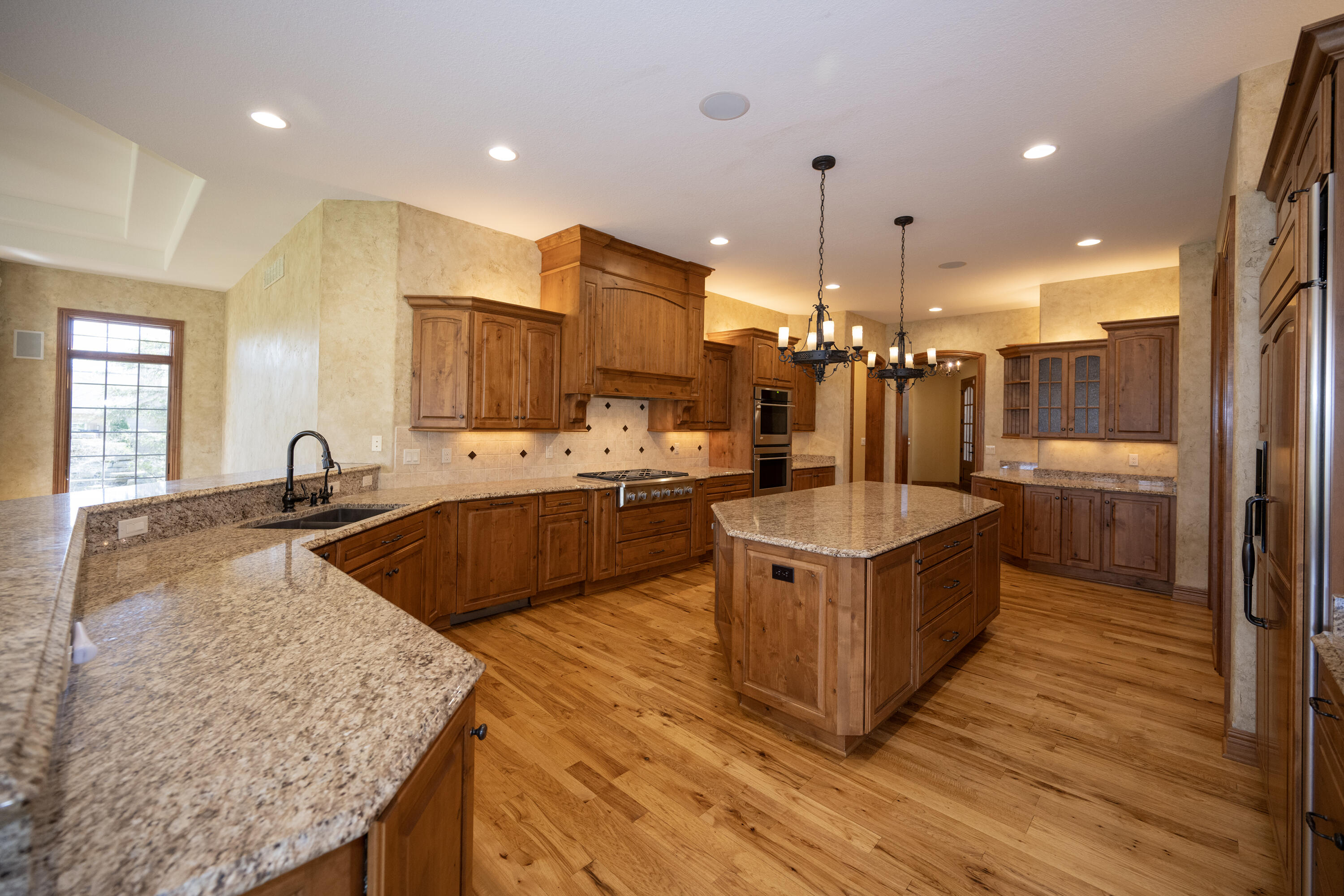 1512 West County Line Road Mequon, WI 53092 - Photo 21 of 69 Kit_1