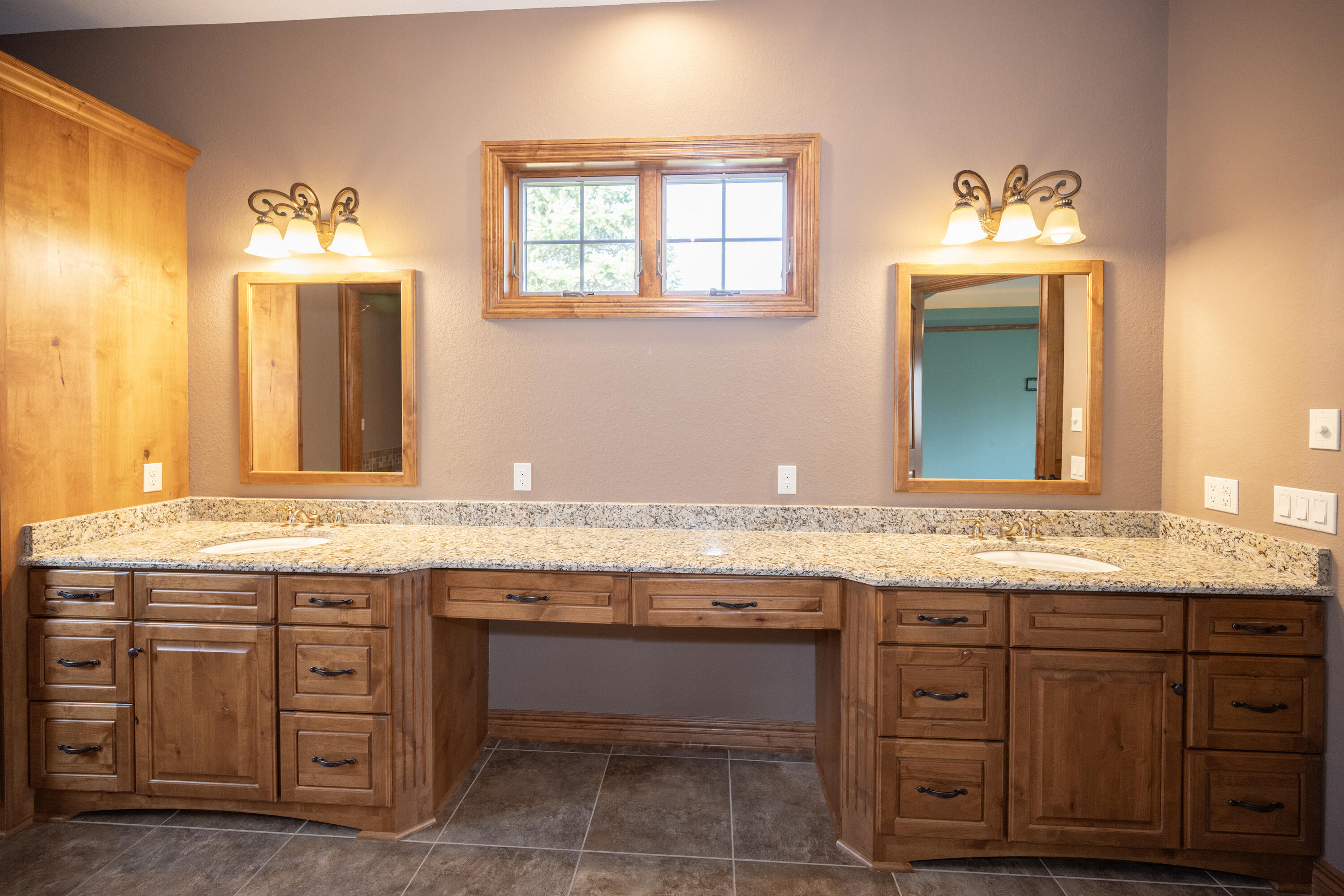 1512 West County Line Road Mequon, WI 53092 - Photo 50 of 69 Master Bath_3