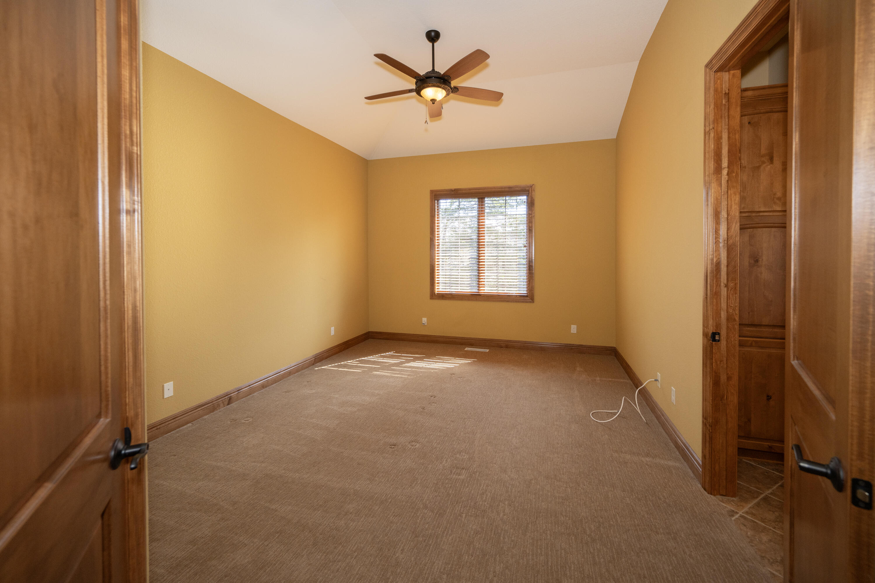 1512 West County Line Road Mequon, WI 53092 - Photo 57 of 69 Bedrm 3