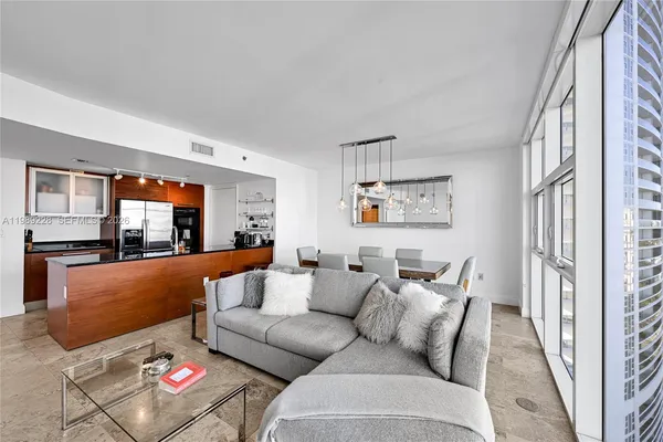 $4,000 | 1830 South Ocean Drive, Unit 1707, Hallandale Beach, FL 33009