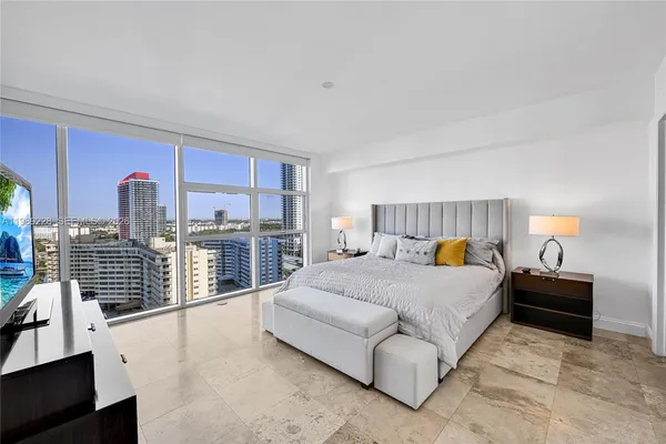 $4,000 | 1830 South Ocean Drive, Unit 1707, Hallandale Beach, FL 33009
