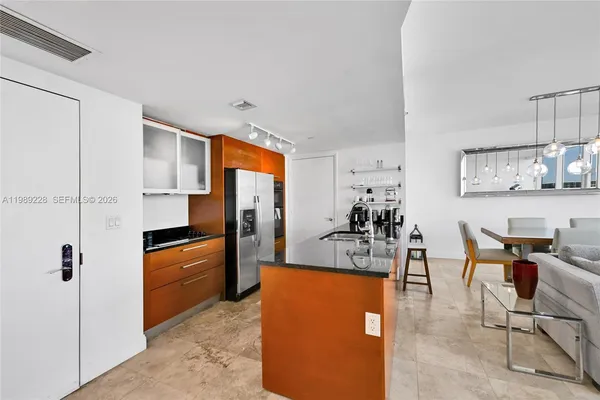 $4,000 | 1830 South Ocean Drive, Unit 1707, Hallandale Beach, FL 33009