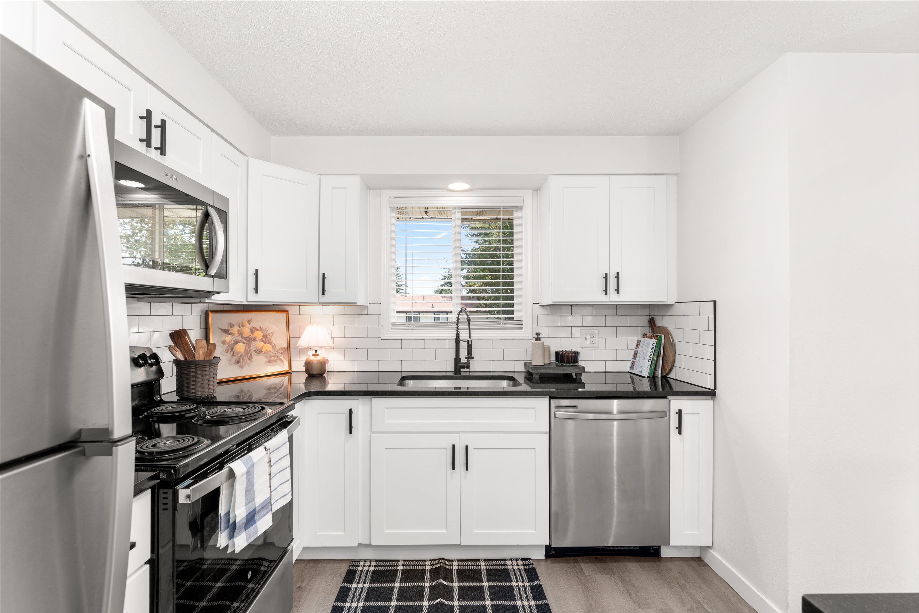 3817 East 7th Avenue Spokane, WA 99202 - Photo 2 of 37