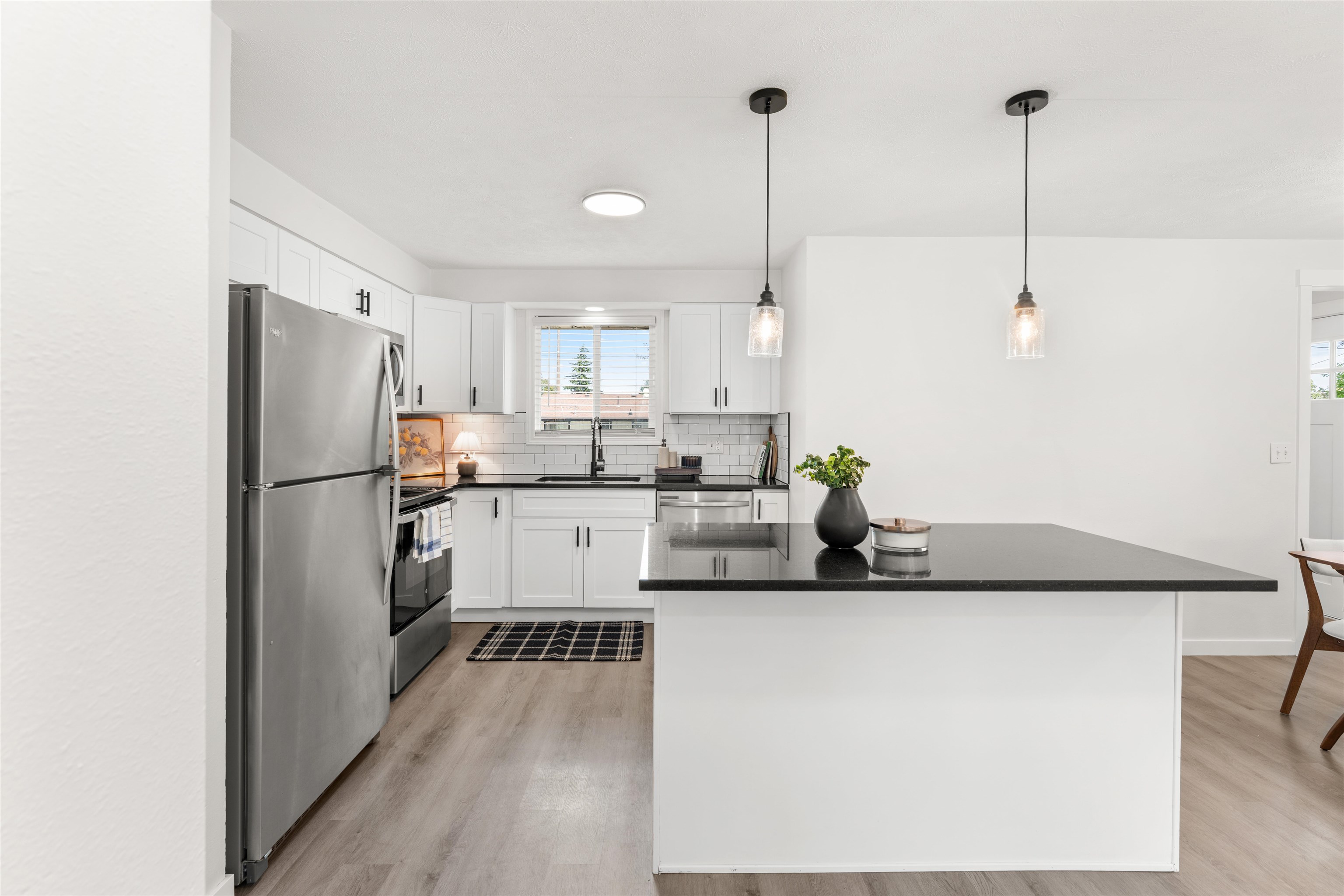 3817 East 7th Avenue Spokane, WA 99202 - Photo 4 of 37