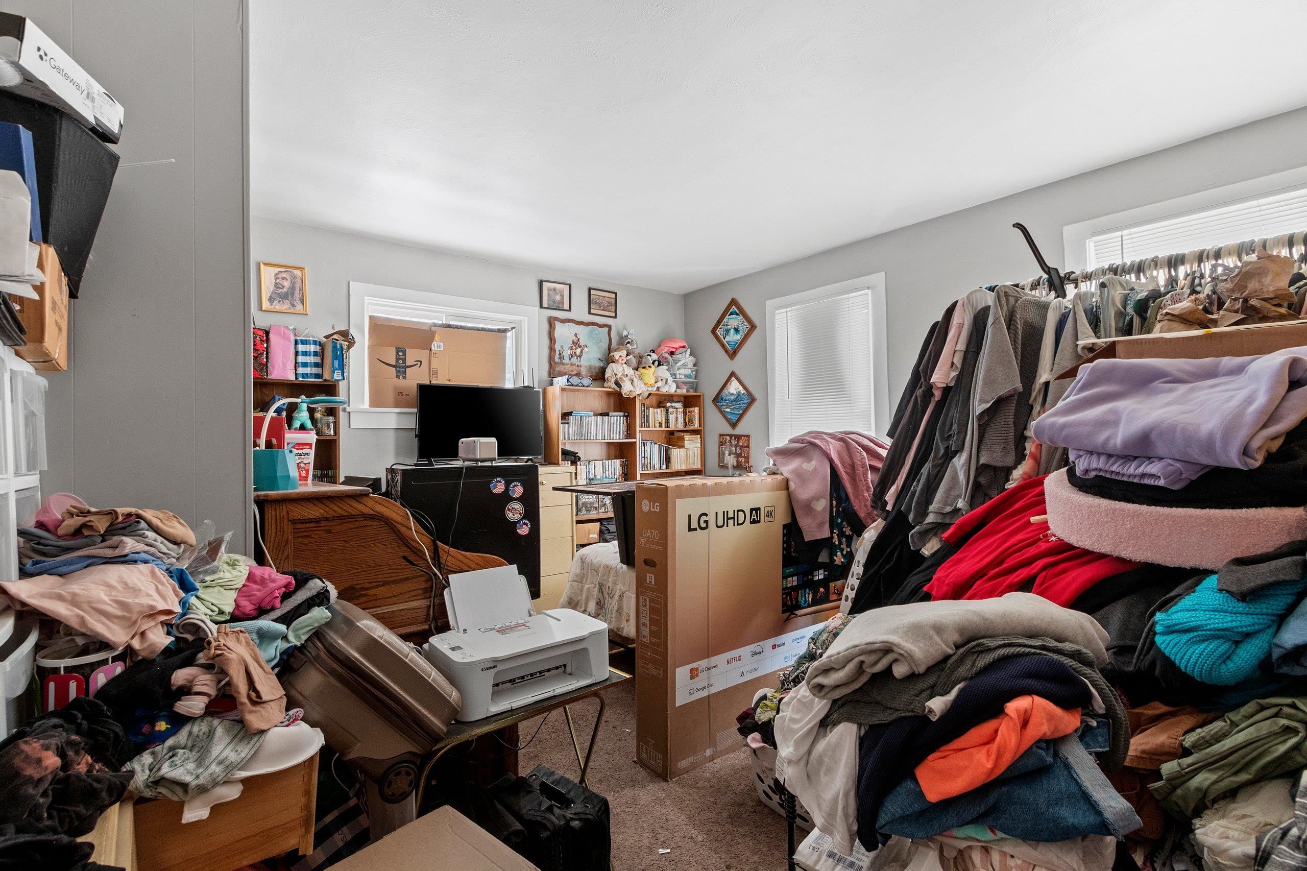 1367 Day Street Green Bay, WI 54302 - Photo 4 of 13