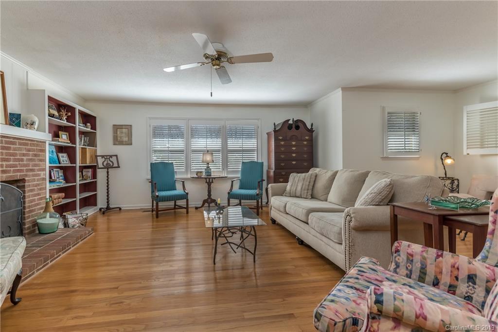60 Doubleday Road Tryon, NC 28782 - Photo 5 of 31