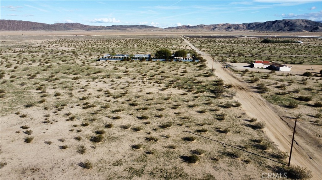 5 Sunflower Road Joshua Tree, CA 92252 - Photo 14 of 15 a view of sky view