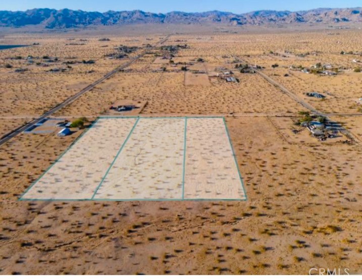 5 Sunflower Road Joshua Tree, CA 92252 - Photo 2 of 15 view of outdoor space and mountain view