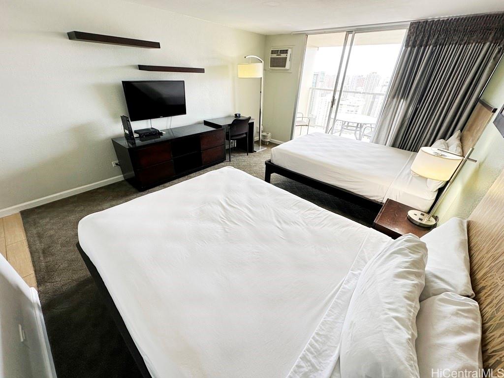 445 Seaside Avenue, Unit 4204 Honolulu, HI 96815 - Photo 7 of 22