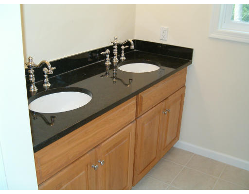 42 Ridge Road Wrentham, MA 02093 - Photo 20 of 29 Gallery Image 20