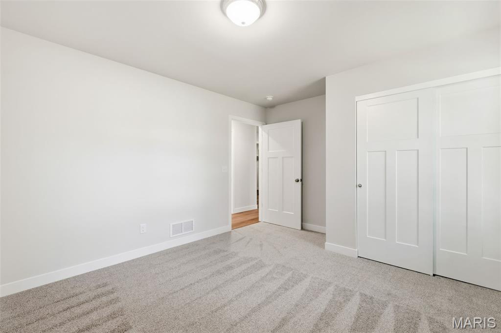 256 Walnut Street Hawk Point, MO 63349 - Photo 20 of 35