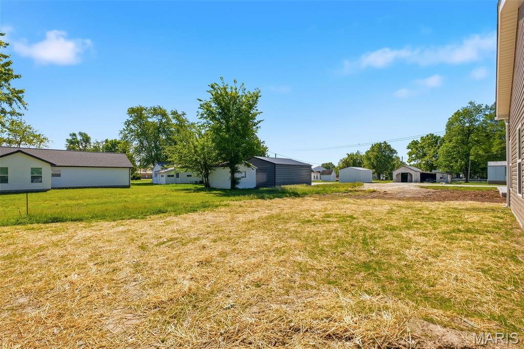 256 Walnut Street Hawk Point, MO 63349 - Photo 30 of 35