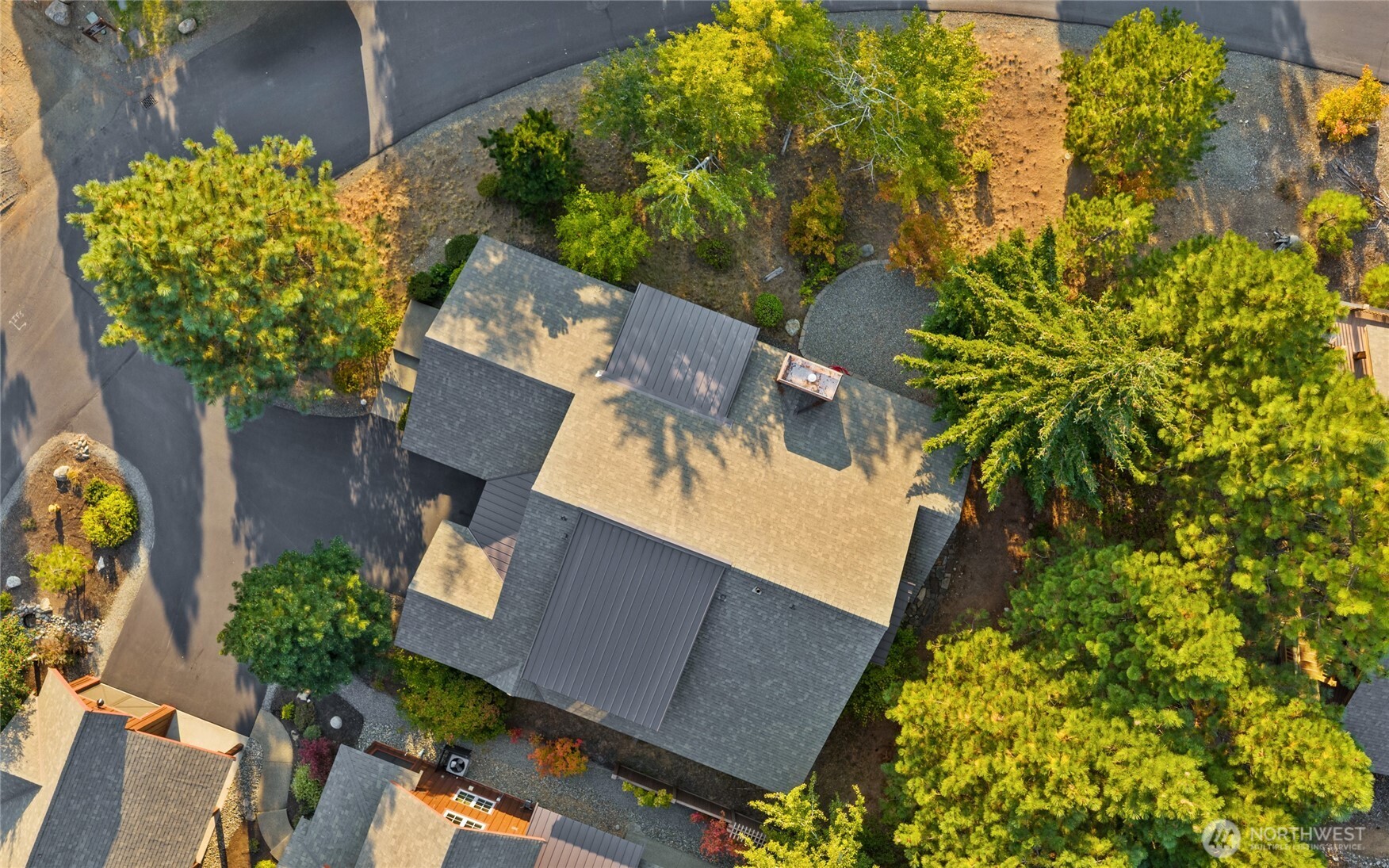 223 Cake Cle Elum, WA 98922 - Photo 32 of 33 an aerial view of a house with a yard