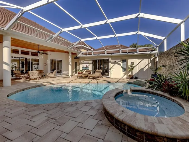 $1,200,000 | 300 Stone Briar Creek Drive, Venice, FL 34292