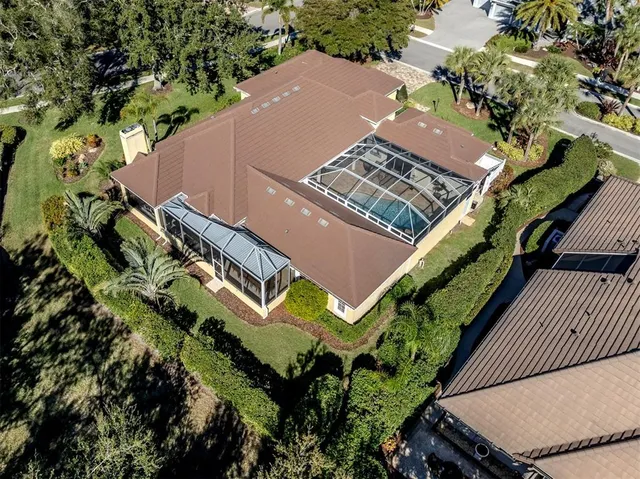 $1,200,000 | 300 Stone Briar Creek Drive, Venice, FL 34292