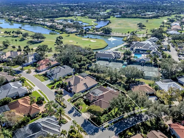 $1,200,000 | 300 Stone Briar Creek Drive, Venice, FL 34292