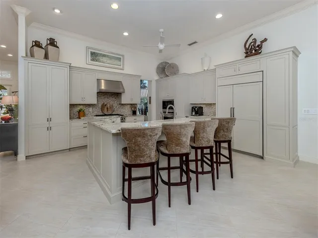 $1,200,000 | 300 Stone Briar Creek Drive, Venice, FL 34292