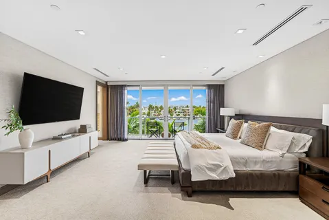 $5,750,000 | 134 Mac Farlane Drive, Delray Beach, FL 33483