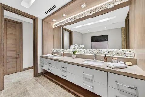 $5,750,000 | 134 Mac Farlane Drive, Delray Beach, FL 33483