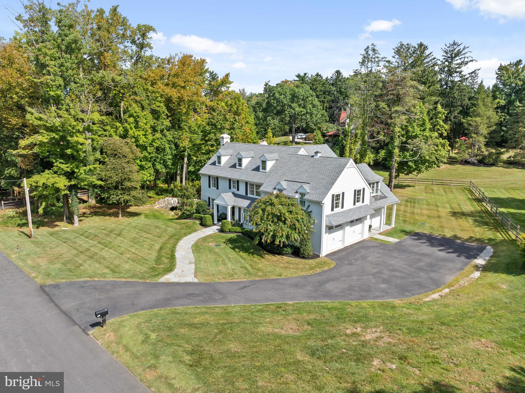 471 Glenmary Lane Wayne, PA 19087 - Photo 2 of 57