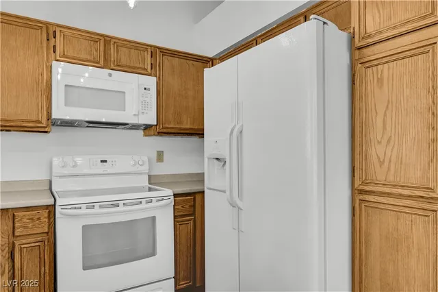 $350,000 | 2720 Cathedral Lane, Las Vegas, NV 89108