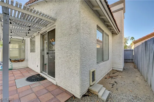 $350,000 | 2720 Cathedral Lane, Las Vegas, NV 89108