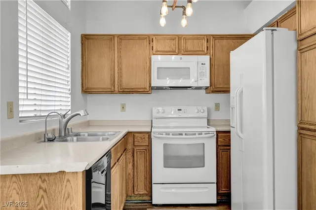 $350,000 | 2720 Cathedral Lane, Las Vegas, NV 89108