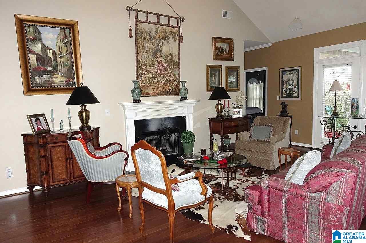 208 Beaver Crest Pelham, AL 35124 - Photo 5 of 25