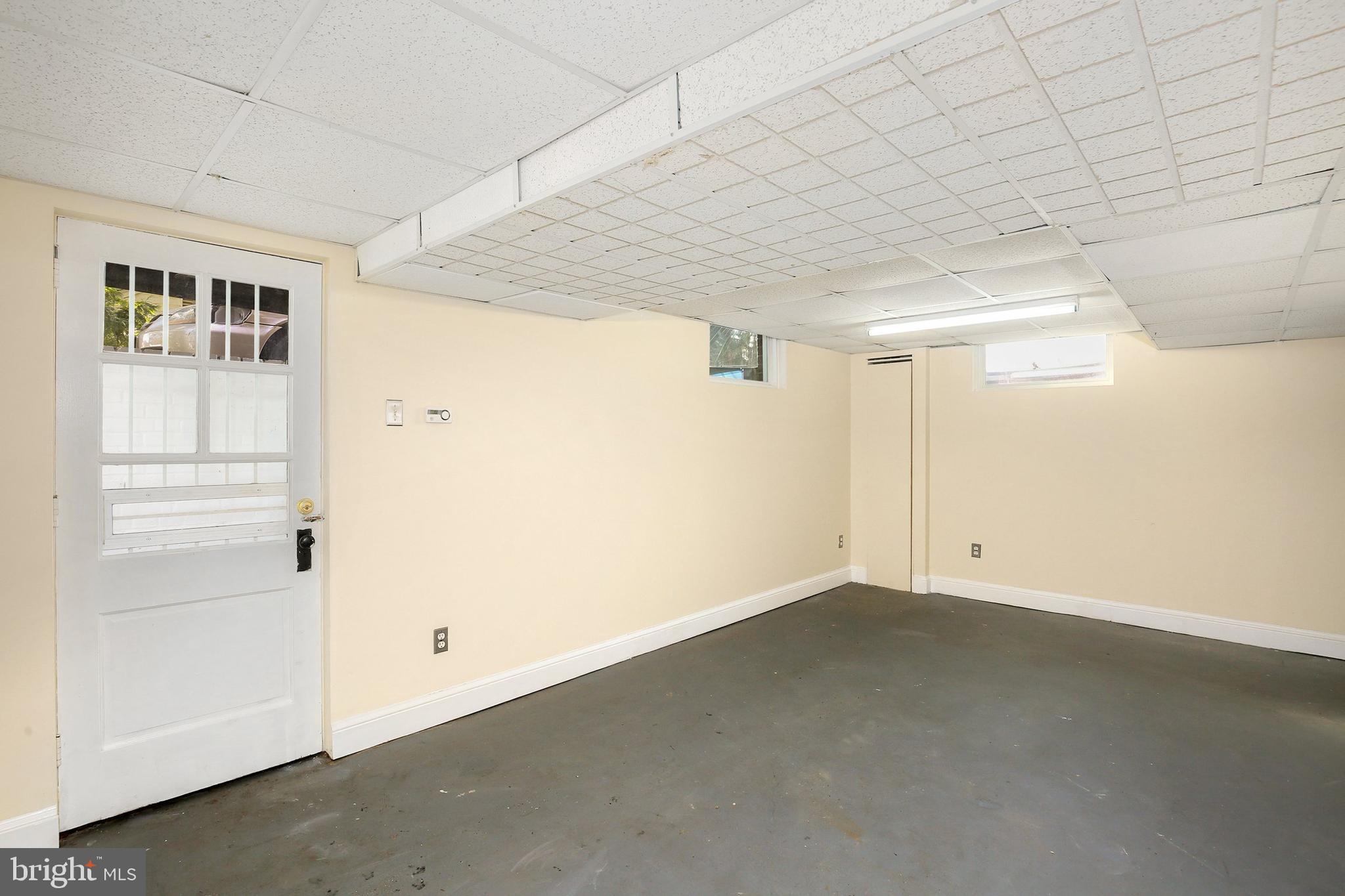 2005 Dennis Avenue Silver Spring, MD 20902 - Photo 17 of 30 Gallery Image 17