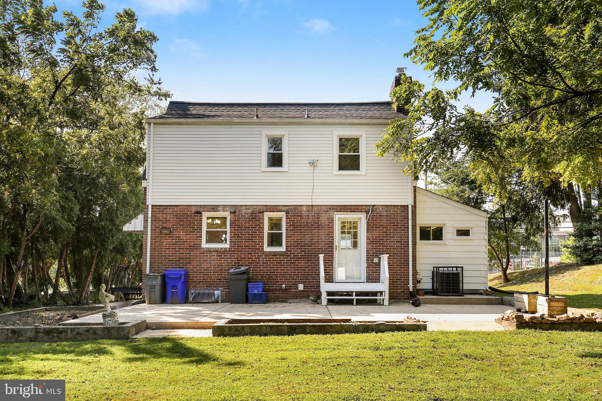 2005 Dennis Avenue Silver Spring, MD 20902 - Photo 21 of 30 Gallery Image 21