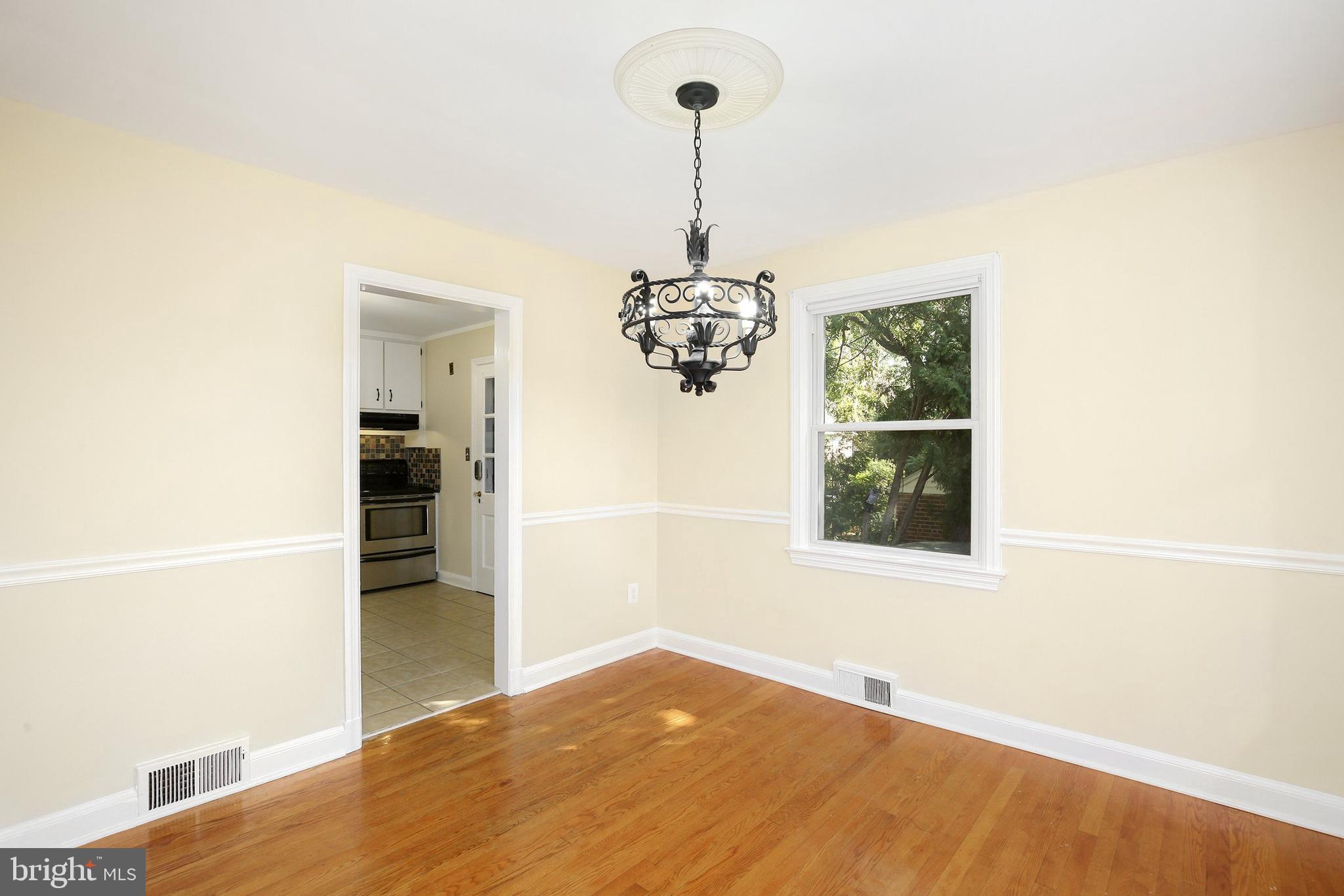 2005 Dennis Avenue Silver Spring, MD 20902 - Photo 5 of 30 Gallery Image 5