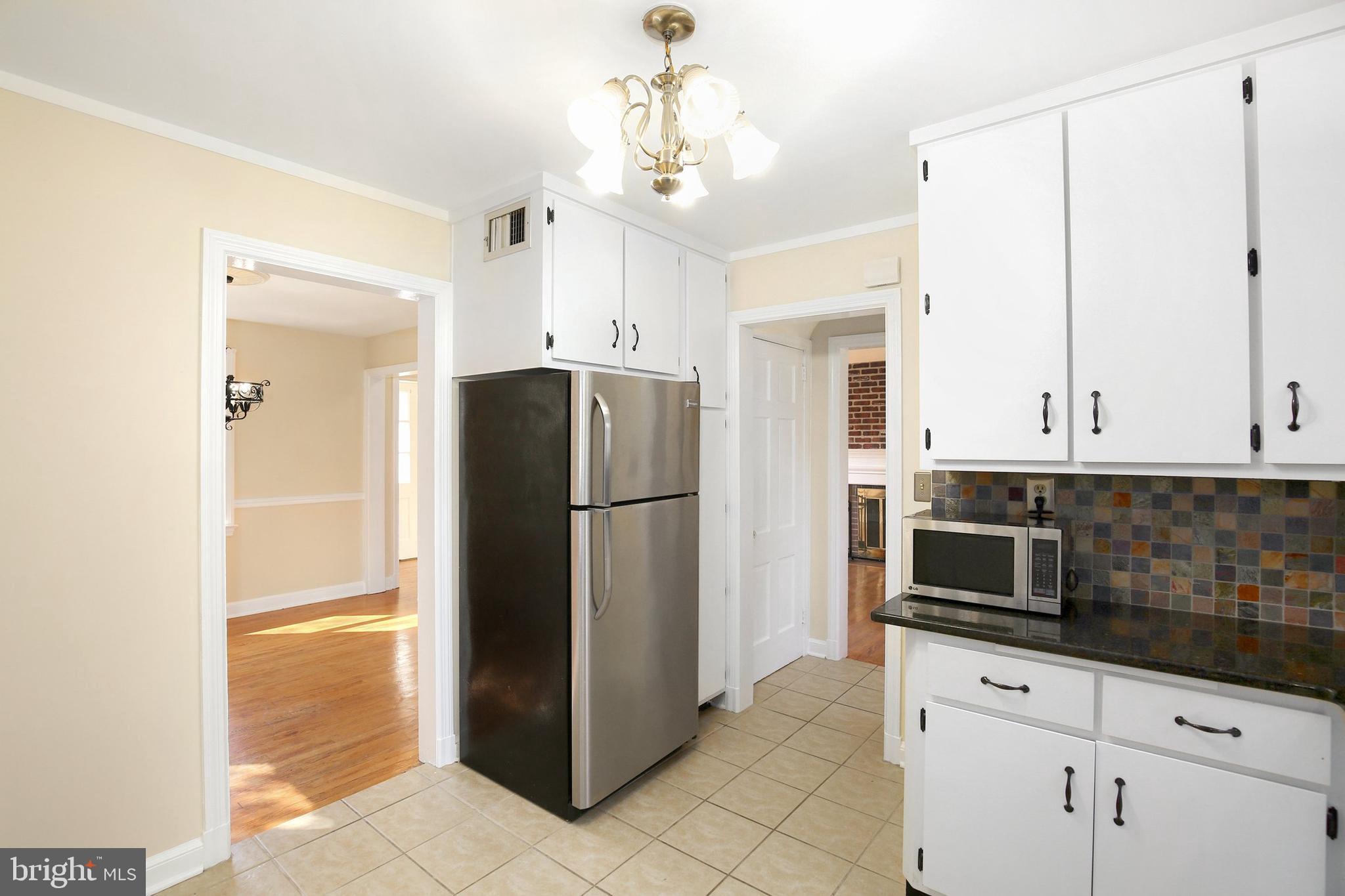 2005 Dennis Avenue Silver Spring, MD 20902 - Photo 8 of 30 Gallery Image 8
