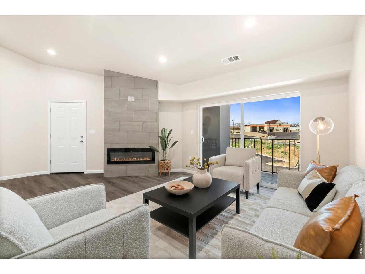 875 East 78th Avenue, Unit 71 Denver, CO 80229 - Photo 9 of 46
