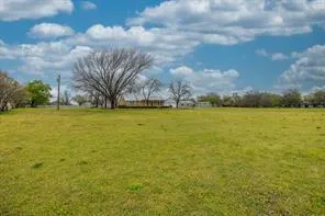$399,000 | 1717 Pipeline Road, Cleburne, TX 76033
