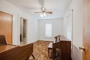 1717 Pipeline Road Cleburne, TX 76033 - Photo 6 of 26 a bedroom with bed and window